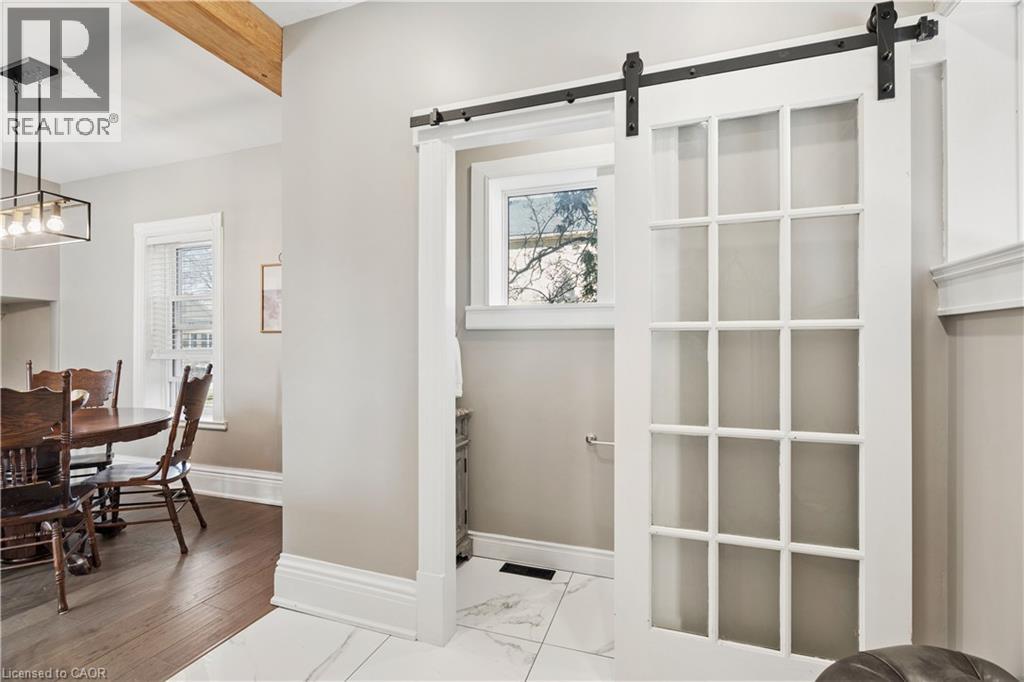 855 HAMILTON Street thumbnail 19