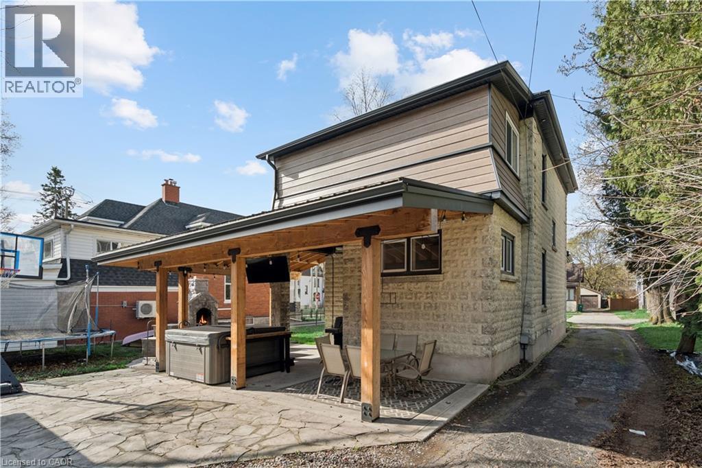 855 HAMILTON Street thumbnail 43