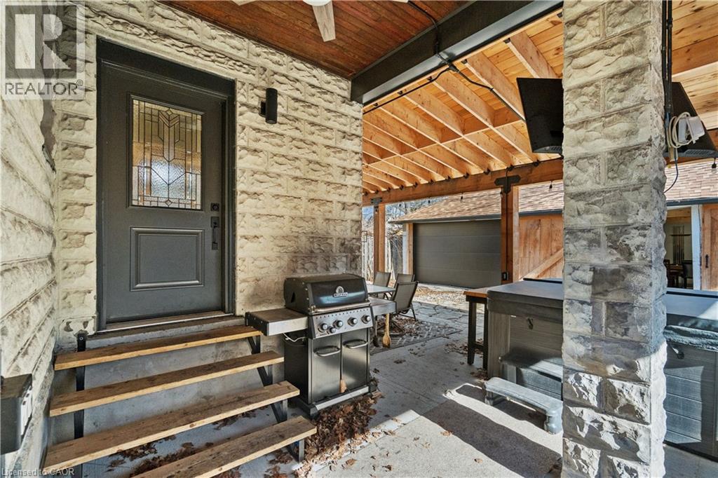 855 HAMILTON Street thumbnail 39