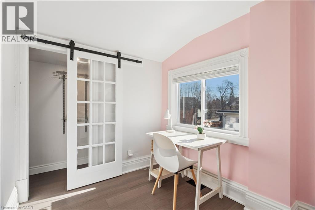 855 HAMILTON Street thumbnail 30