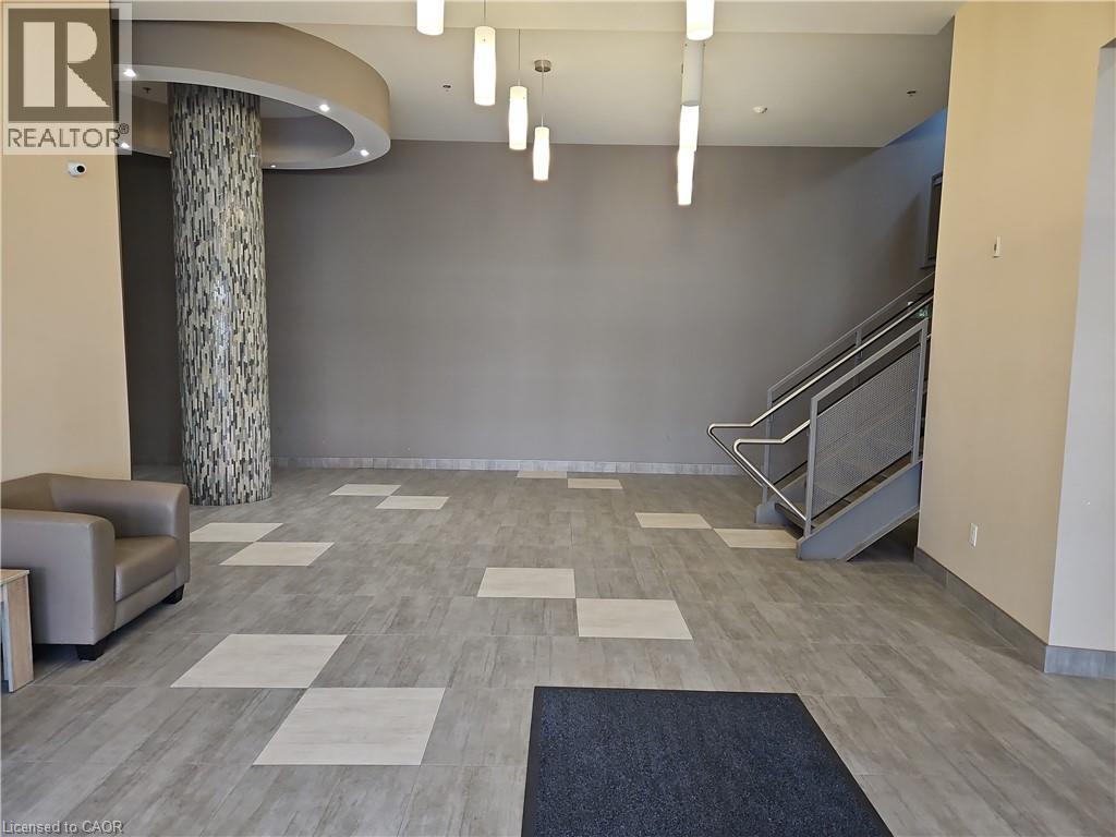 280 LESTER Street Unit# 715 thumbnail 8