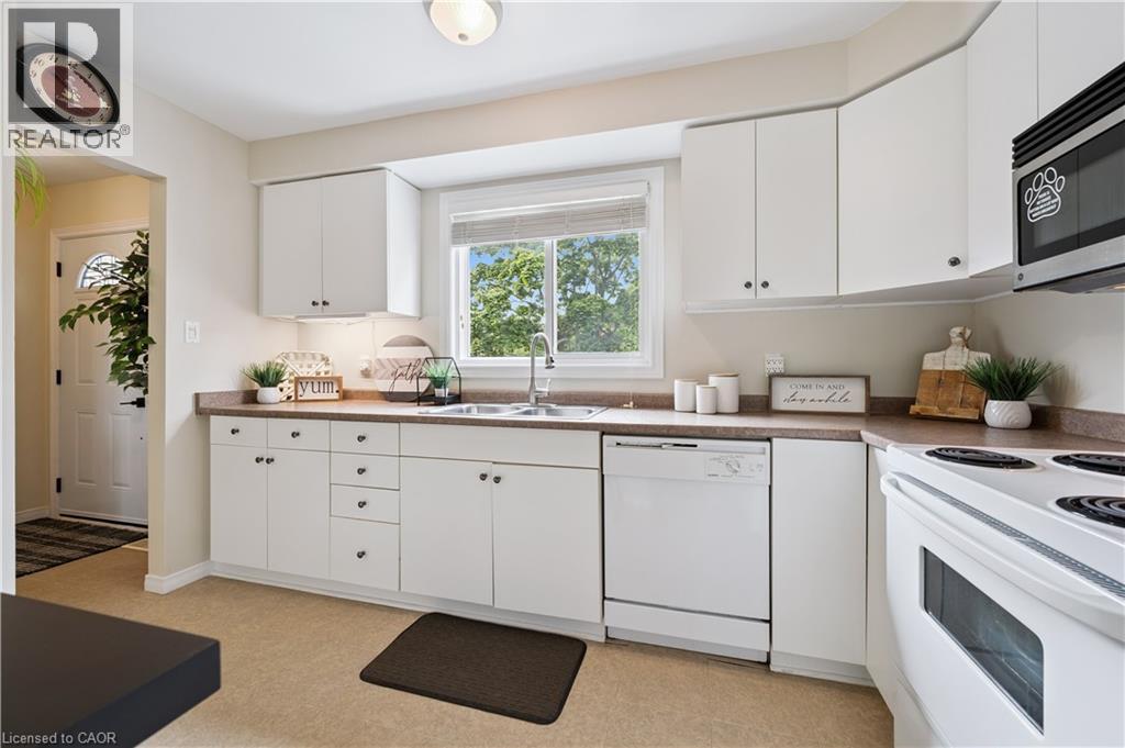 255 CAMELOT Court Unit# 2 thumbnail 16