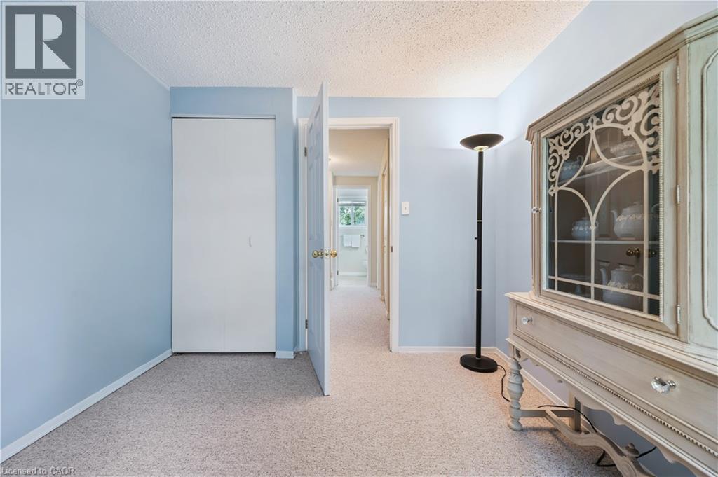 255 CAMELOT Court Unit# 2 thumbnail 26