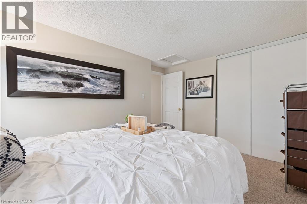 255 CAMELOT Court Unit# 2 thumbnail 28