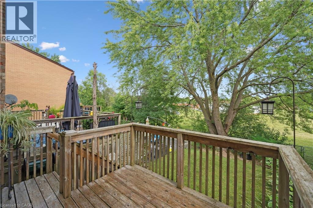 255 CAMELOT Court Unit# 2 thumbnail 35
