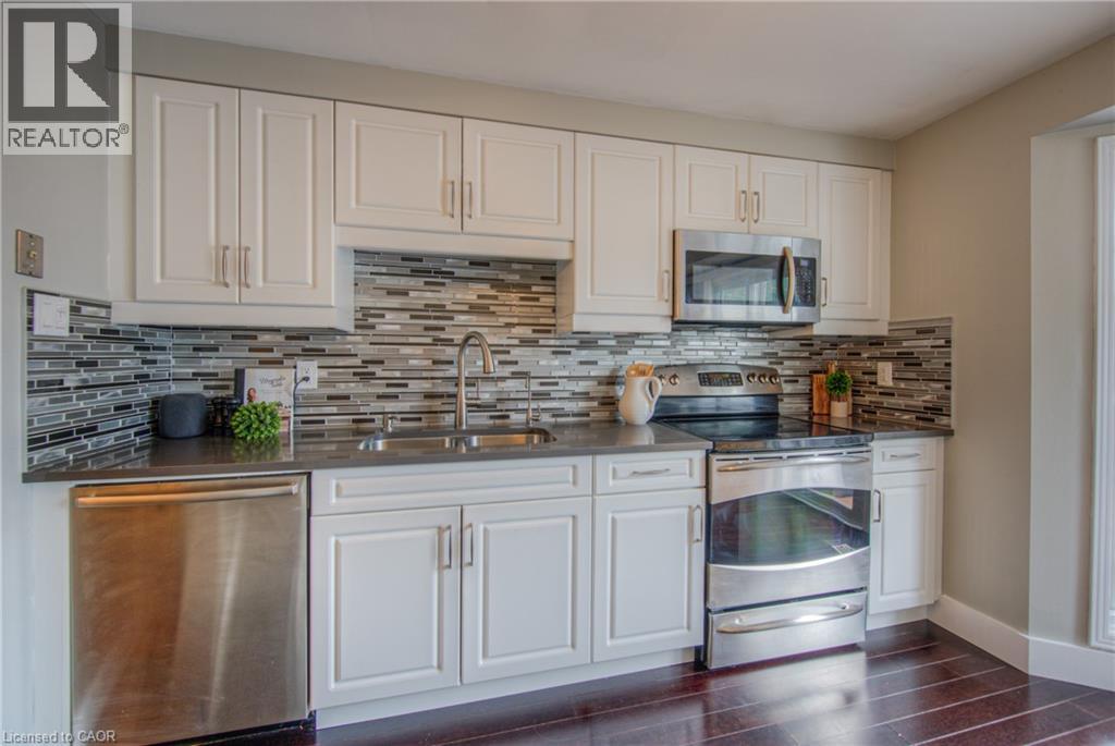313 GEORGE Street N Unit# 4 thumbnail 11