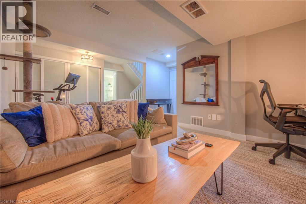313 GEORGE Street N Unit# 4 thumbnail 28