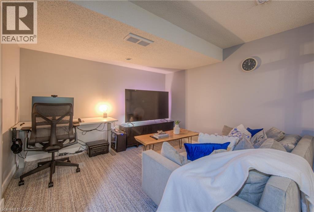 313 GEORGE Street N Unit# 4 thumbnail 29