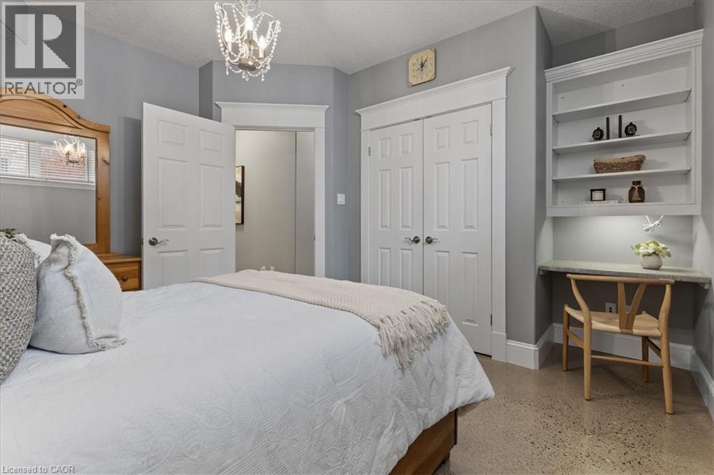 86 CANTERS Close thumbnail 28