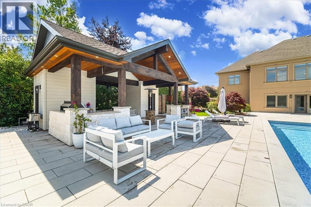 86 CANTERS Close thumbnail 41