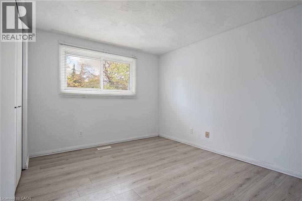 87 CHRISTOPHER Drive thumbnail 23