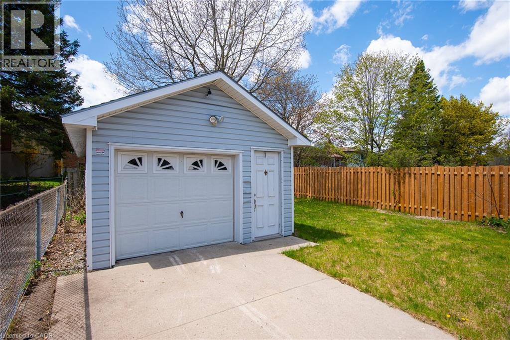 87 CHRISTOPHER Drive thumbnail 7