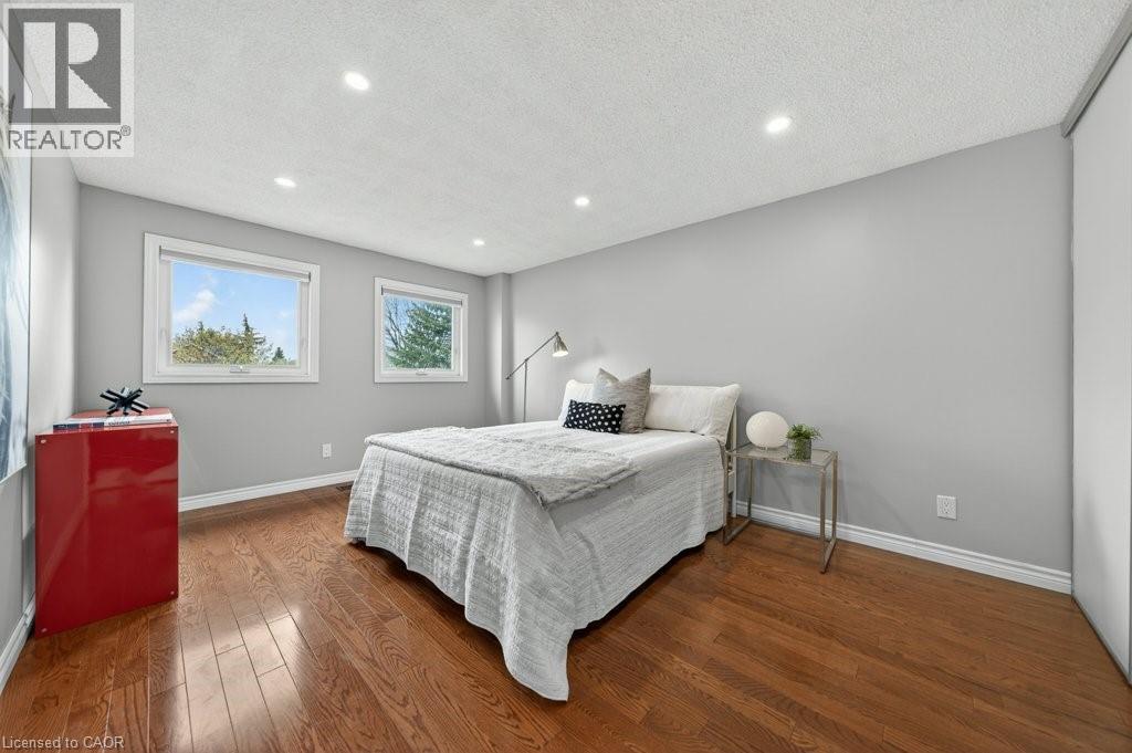 40 OLD MAPLE Lane thumbnail 28