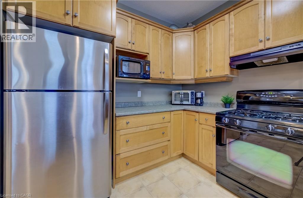 560 SPRINGWATER Drive thumbnail 8