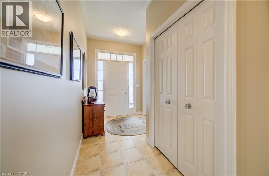 560 SPRINGWATER Drive thumbnail 4