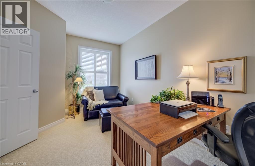 560 SPRINGWATER Drive thumbnail 6