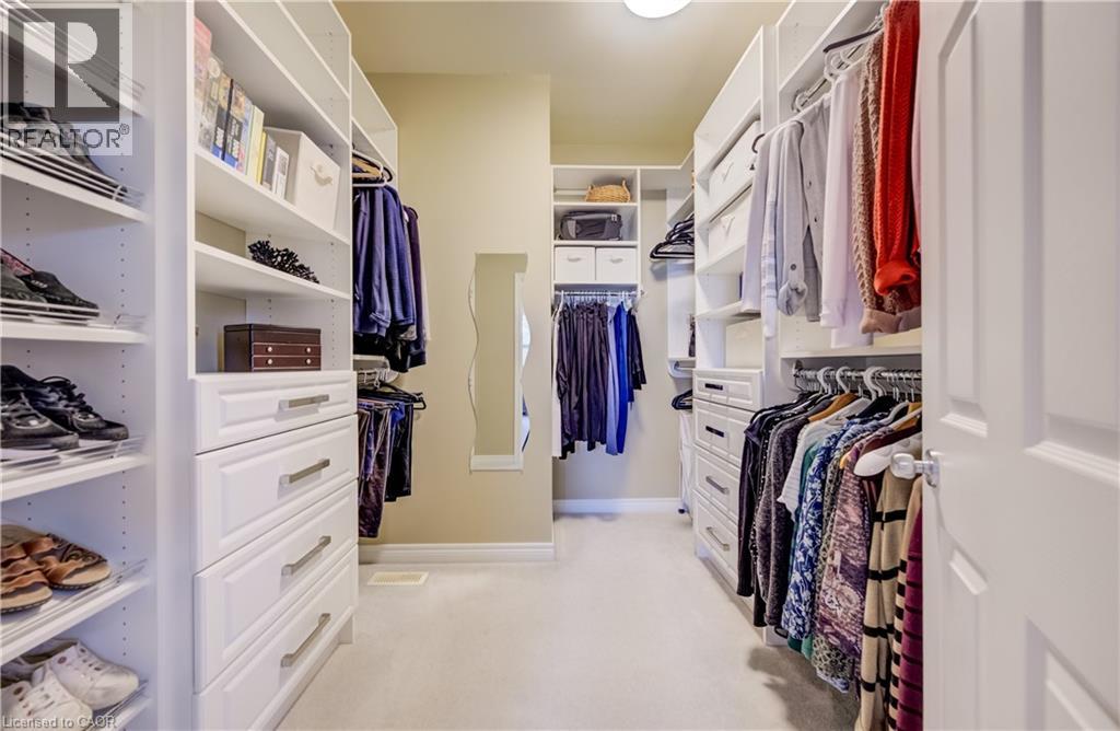 560 SPRINGWATER Drive thumbnail 25