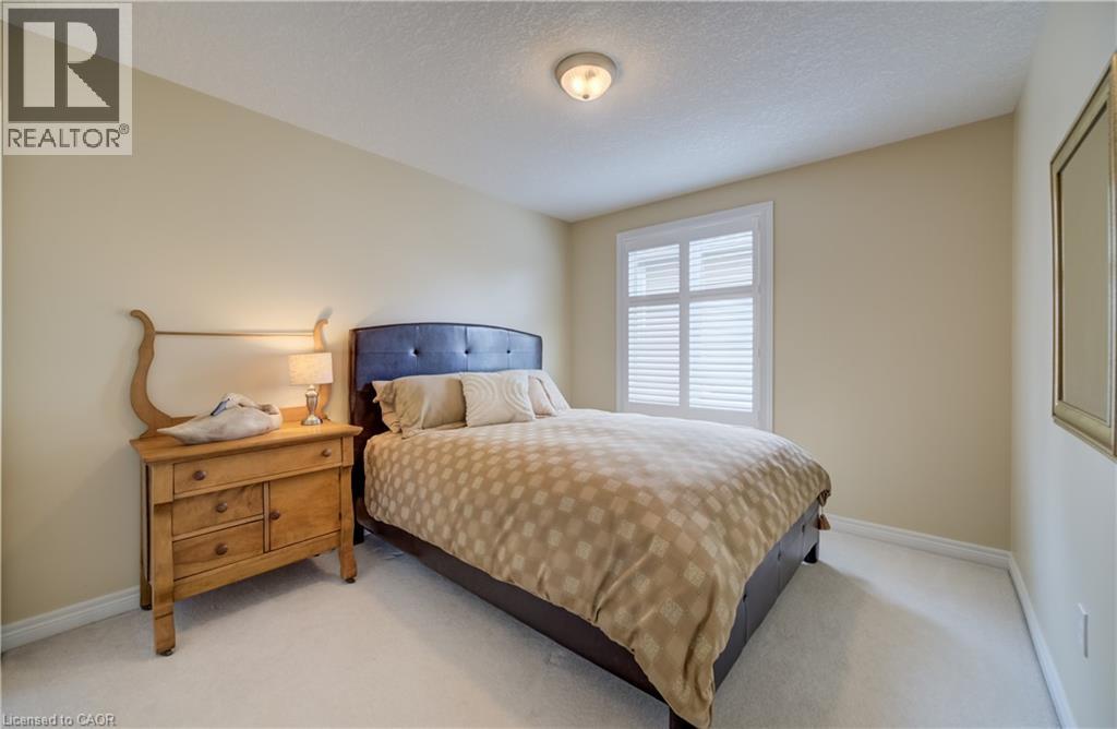 560 SPRINGWATER Drive thumbnail 34