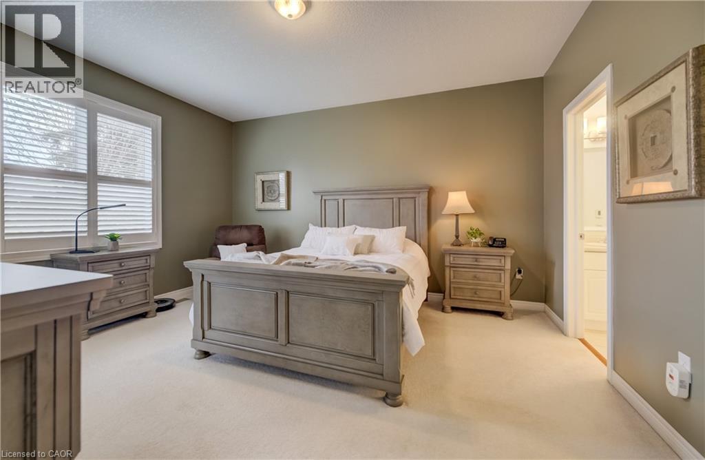560 SPRINGWATER Drive thumbnail 19