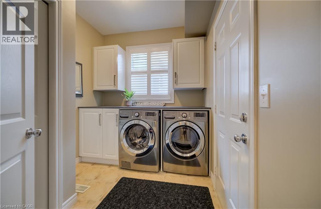 560 SPRINGWATER Drive thumbnail 17