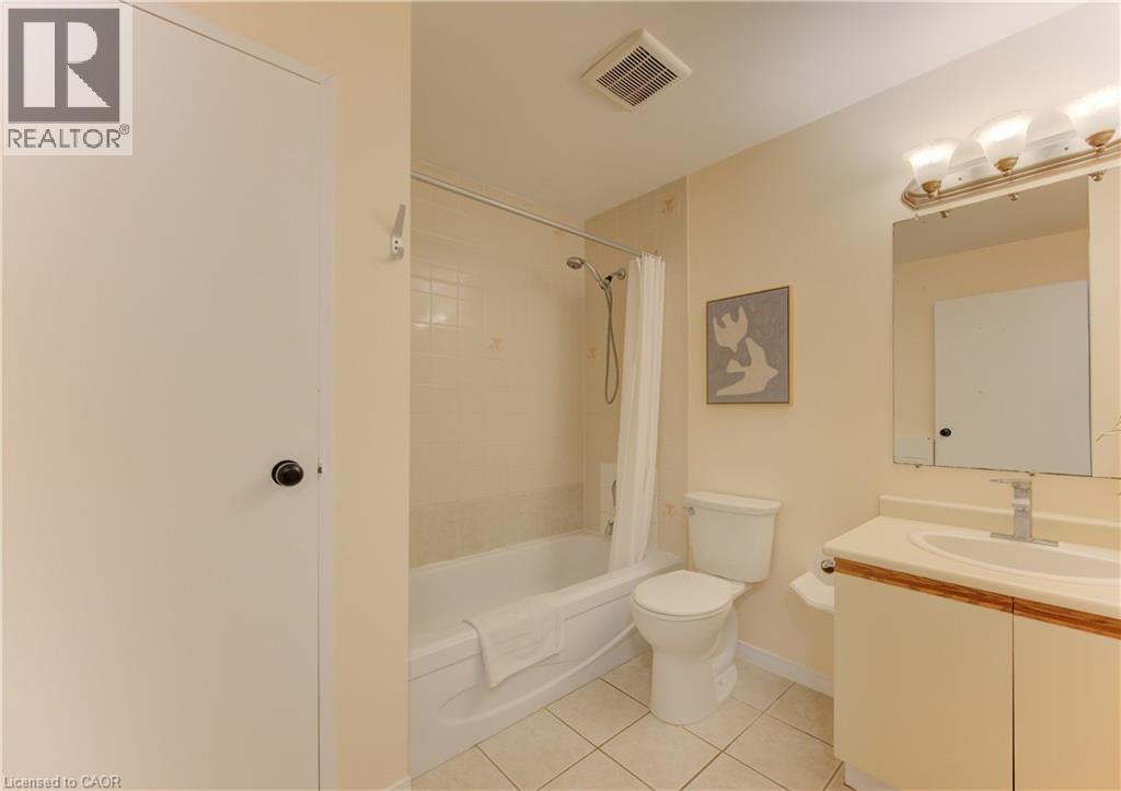 65 HIGHLAND Crescent Unit# 204 thumbnail 9