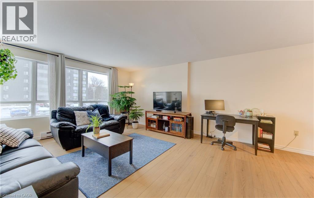 65 HIGHLAND Crescent Unit# 204 thumbnail 2