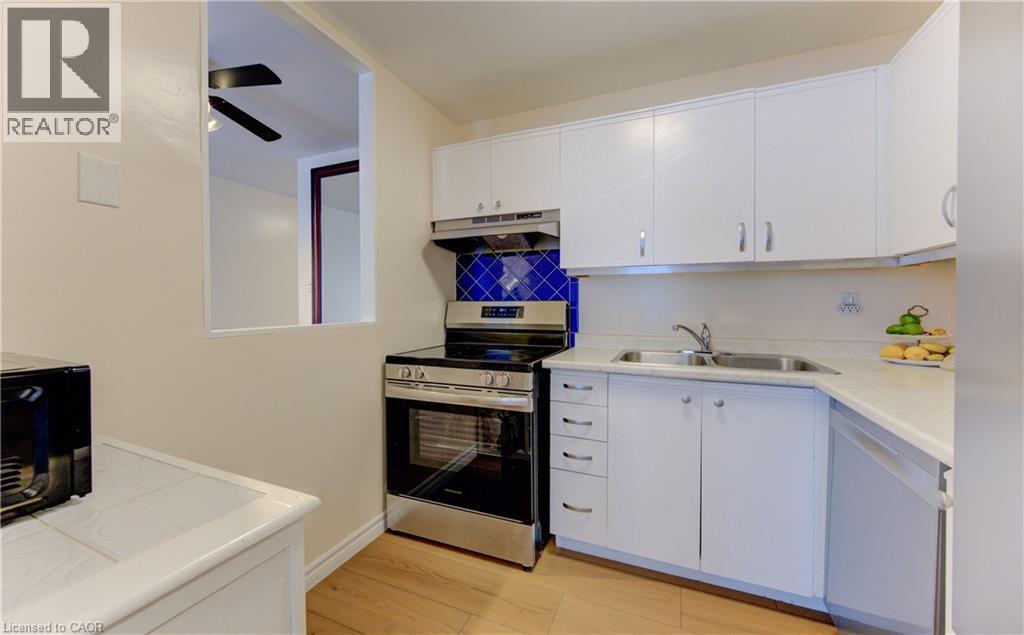 65 HIGHLAND Crescent Unit# 204 thumbnail 5