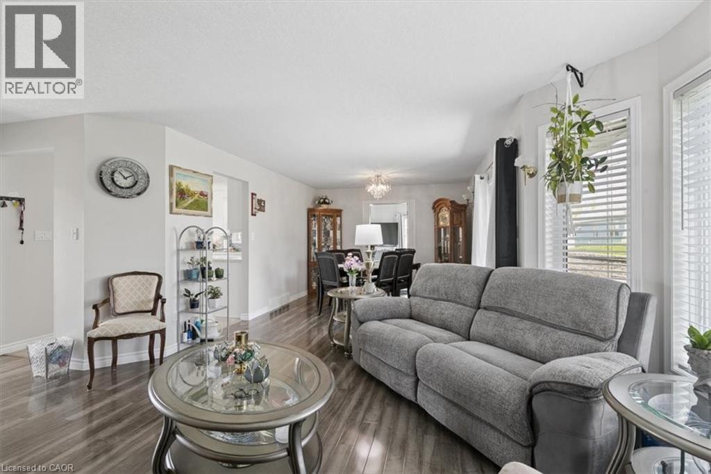 17 GREENFIELD Place thumbnail 9