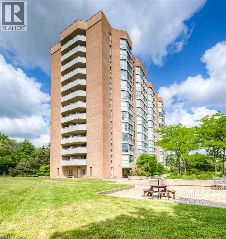 265 WESTCOURT Place Unit# 505 thumbnail 49