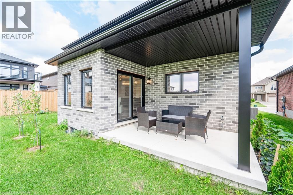 136 VILLAGE Road thumbnail 43