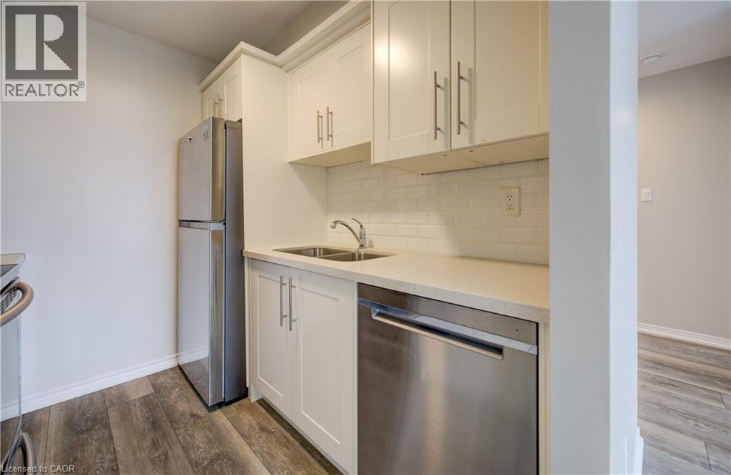 1414 E KING Street E Unit# 802 thumbnail 14