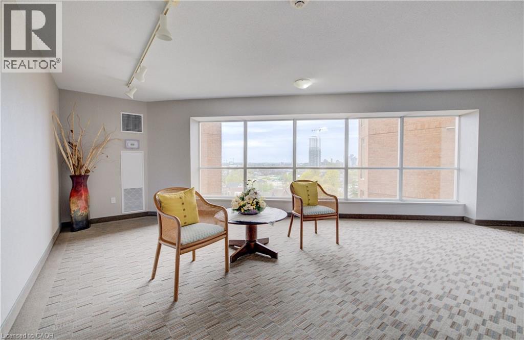 1414 E KING Street E Unit# 802 thumbnail 25