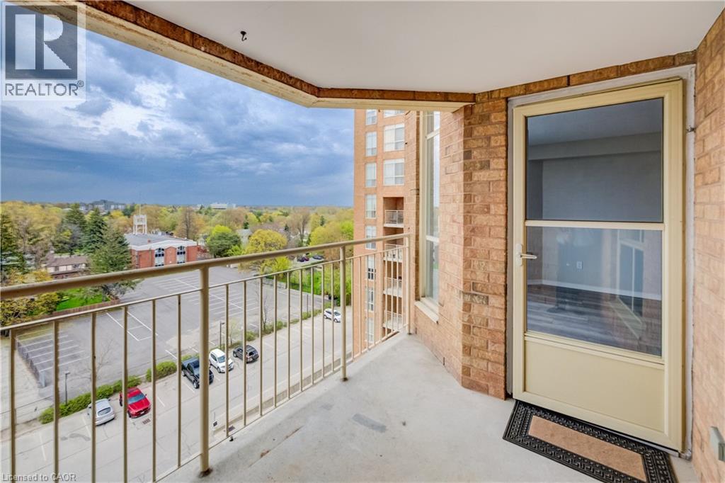 1414 E KING Street E Unit# 802 thumbnail 23