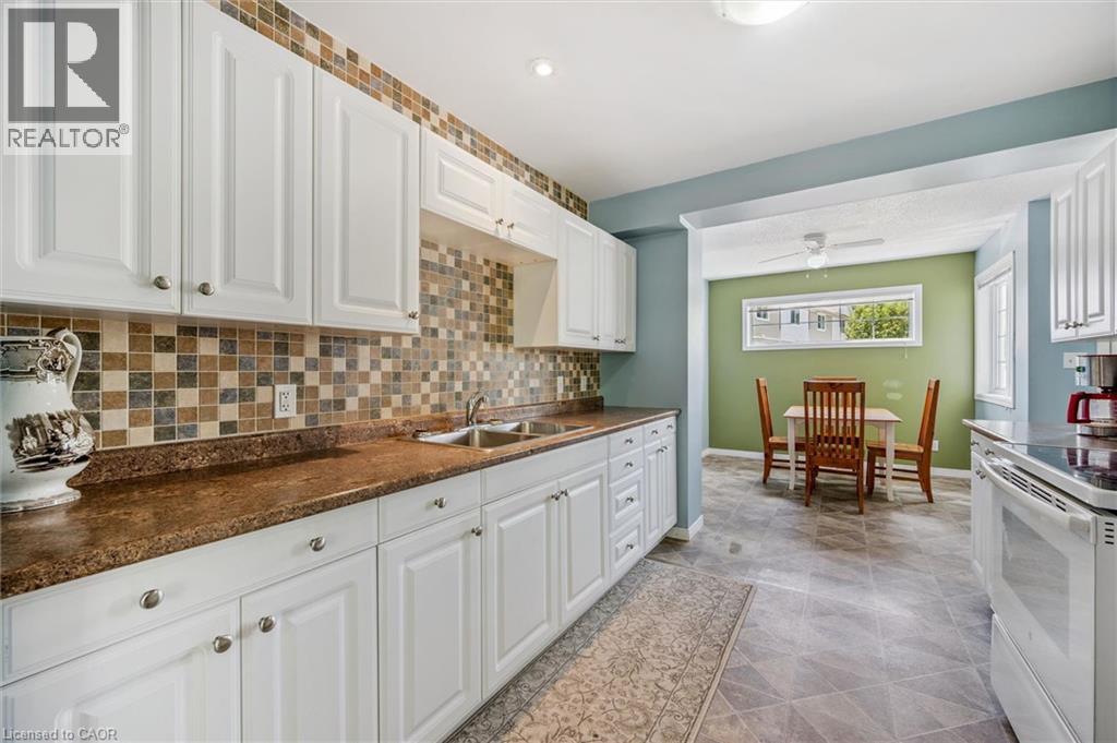 23 HOWE Drive Unit# 8 thumbnail 13
