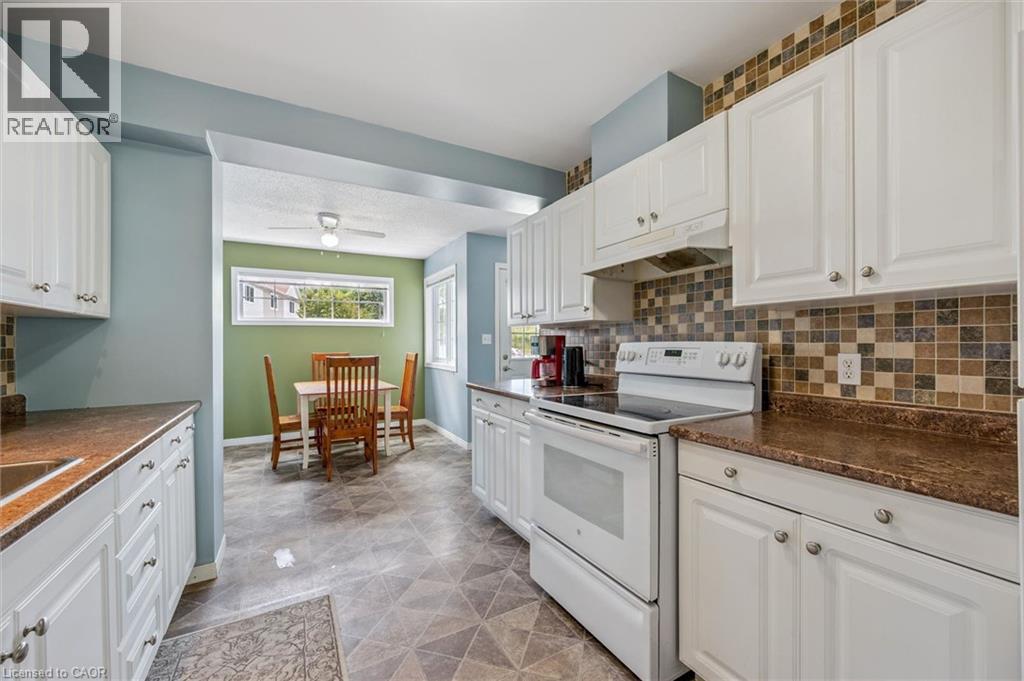 23 HOWE Drive Unit# 8 thumbnail 14