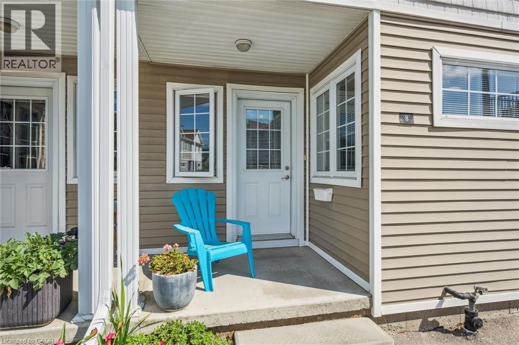 23 HOWE Drive Unit# 8 thumbnail 3