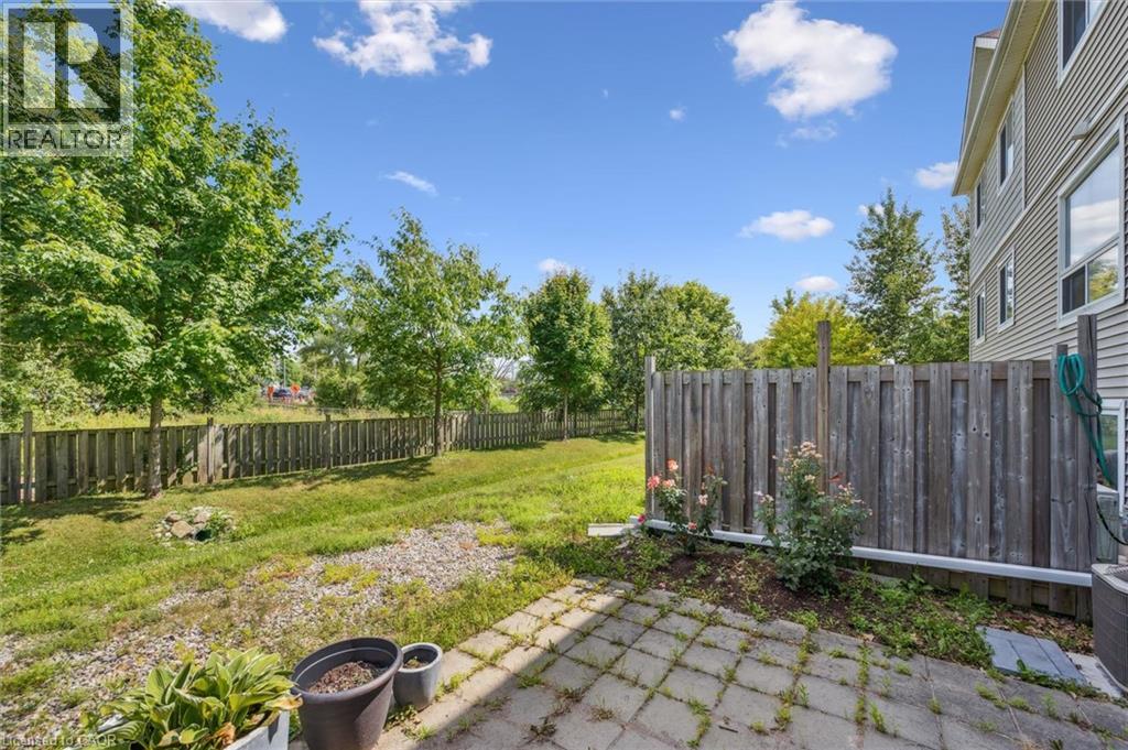 23 HOWE Drive Unit# 8 thumbnail 32