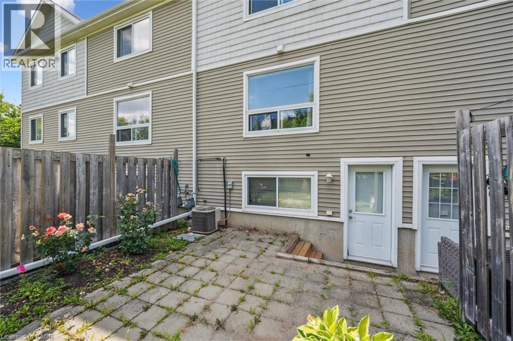 23 HOWE Drive Unit# 8 thumbnail 34