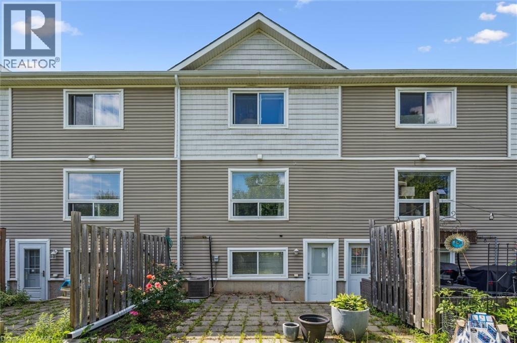 23 HOWE Drive Unit# 8 thumbnail 35
