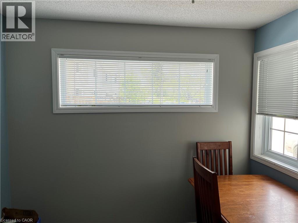 23 HOWE Drive Unit# 8 thumbnail 9