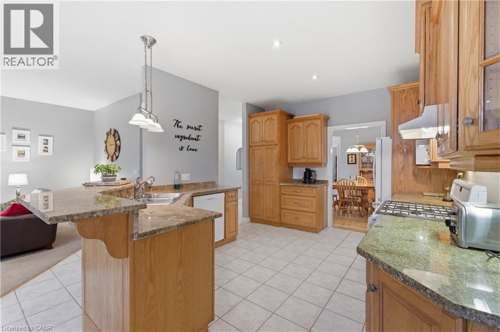 58 TEMPLETON Drive thumbnail 4