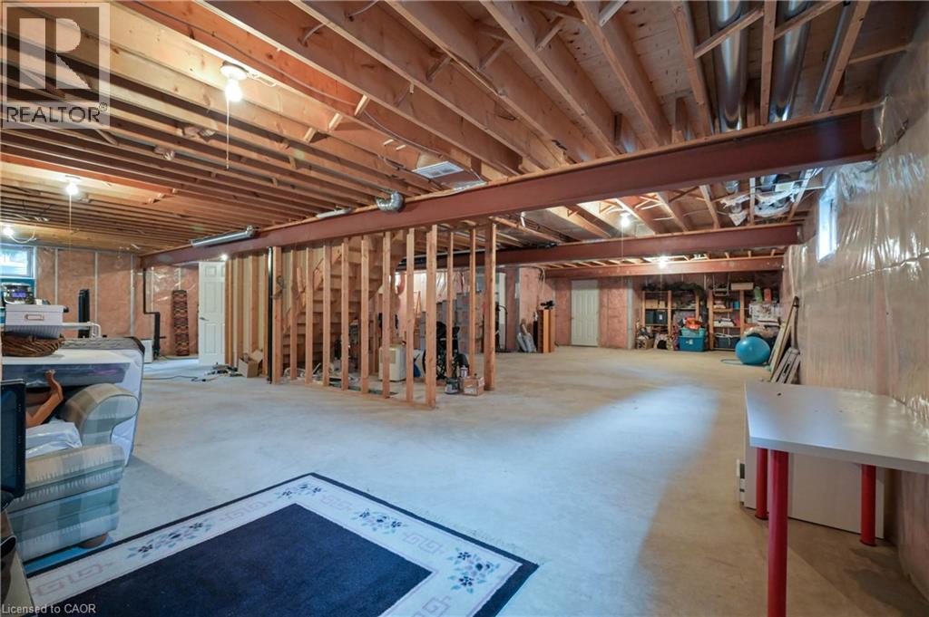 58 TEMPLETON Drive thumbnail 33