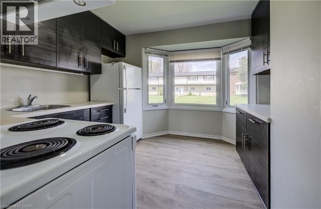 160 JANSEN Avenue Unit# 32 thumbnail 11