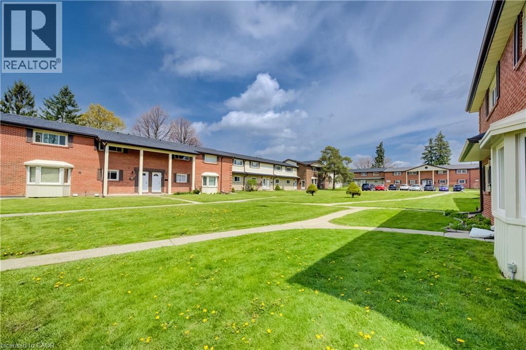 160 JANSEN Avenue Unit# 32 thumbnail 2