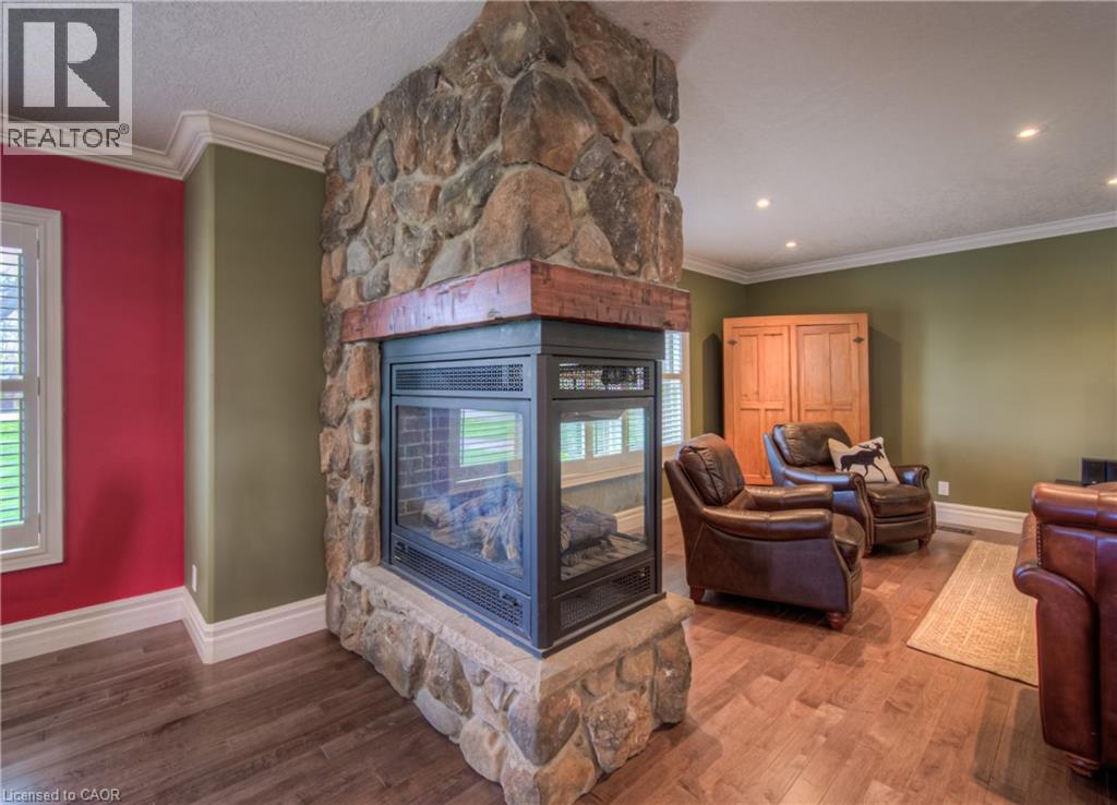 145 RIVERBANK Drive thumbnail 11
