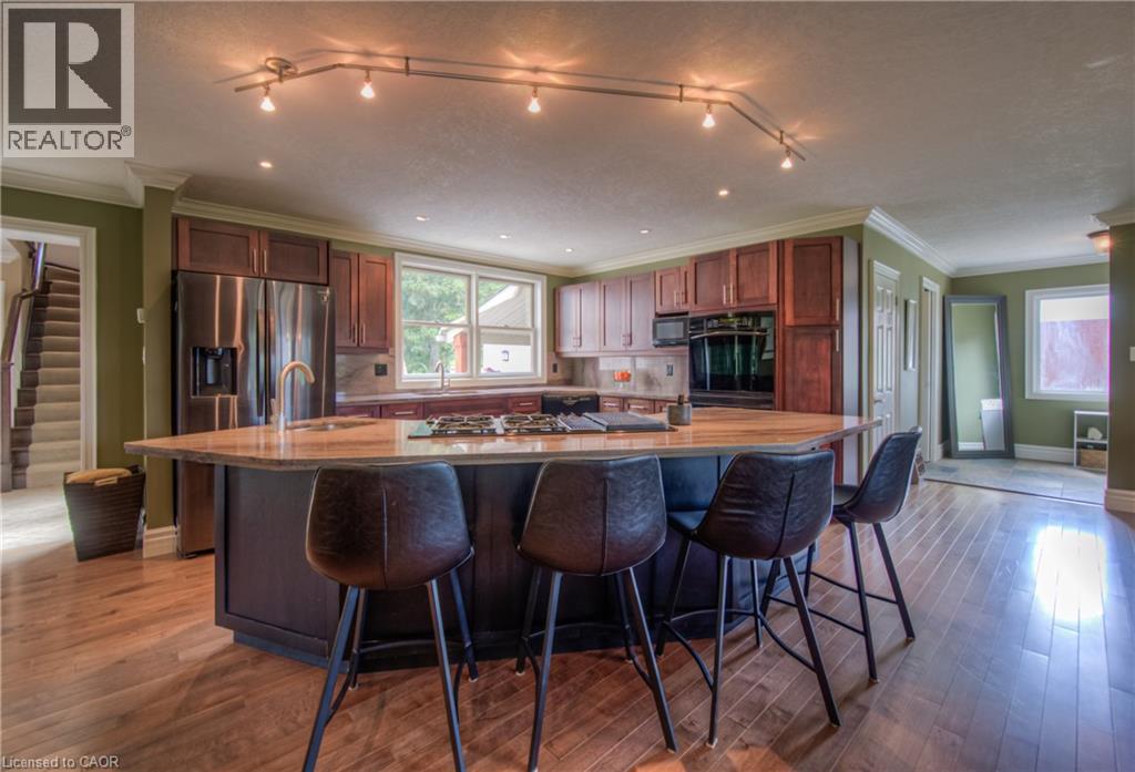 145 RIVERBANK Drive thumbnail 13