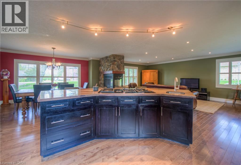 145 RIVERBANK Drive thumbnail 14