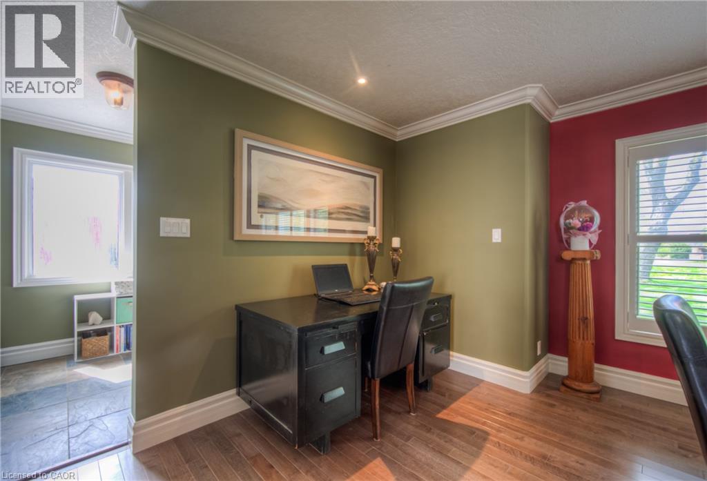 145 RIVERBANK Drive thumbnail 19