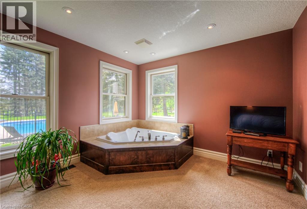 145 RIVERBANK Drive thumbnail 21
