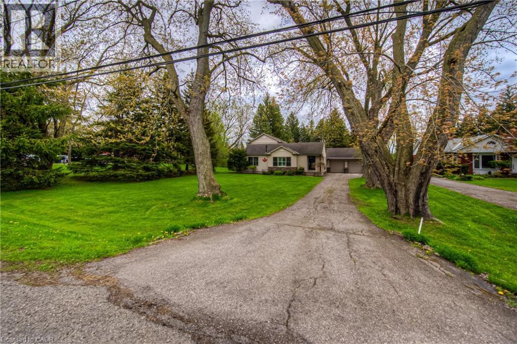 145 RIVERBANK Drive thumbnail 3